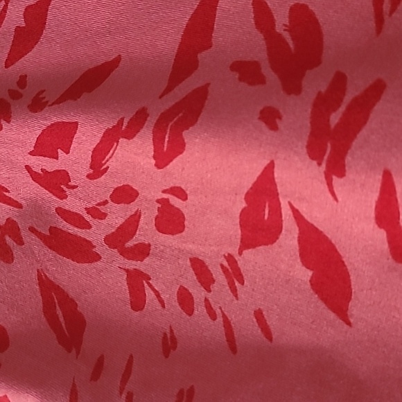 Cabi pinkred Cami abstract summer top excellent preloved condition adjust straps - Picture 4 of 10